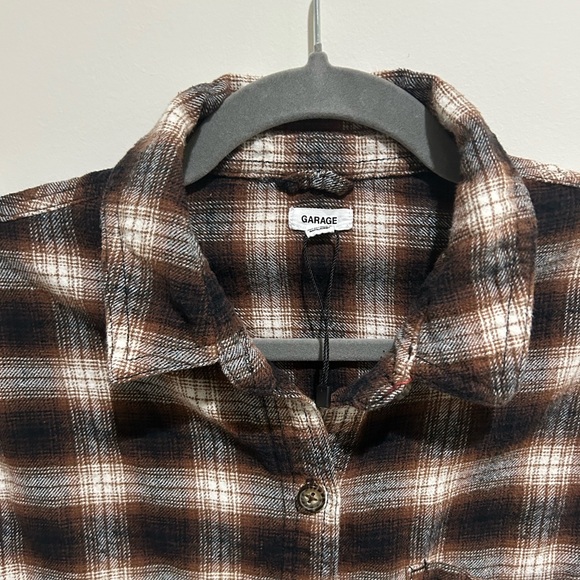 Garage Plaid - Picture 3 of 5